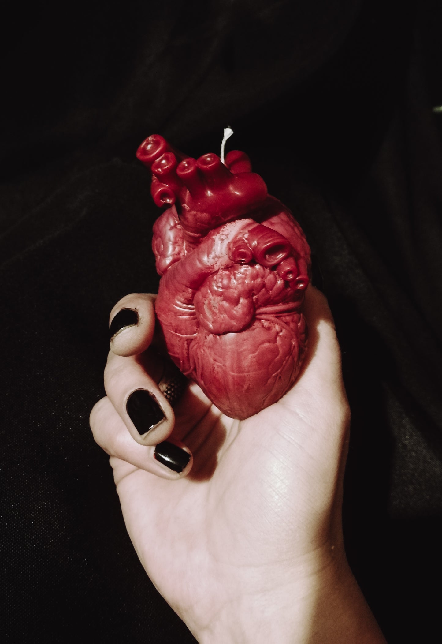 Anatomical heart candle 80g