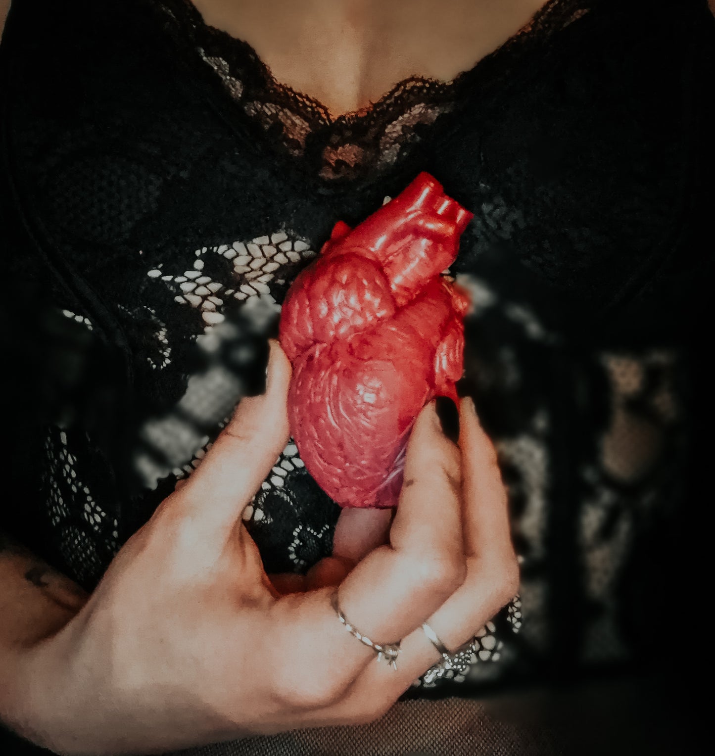 Anatomical heart candle 80g